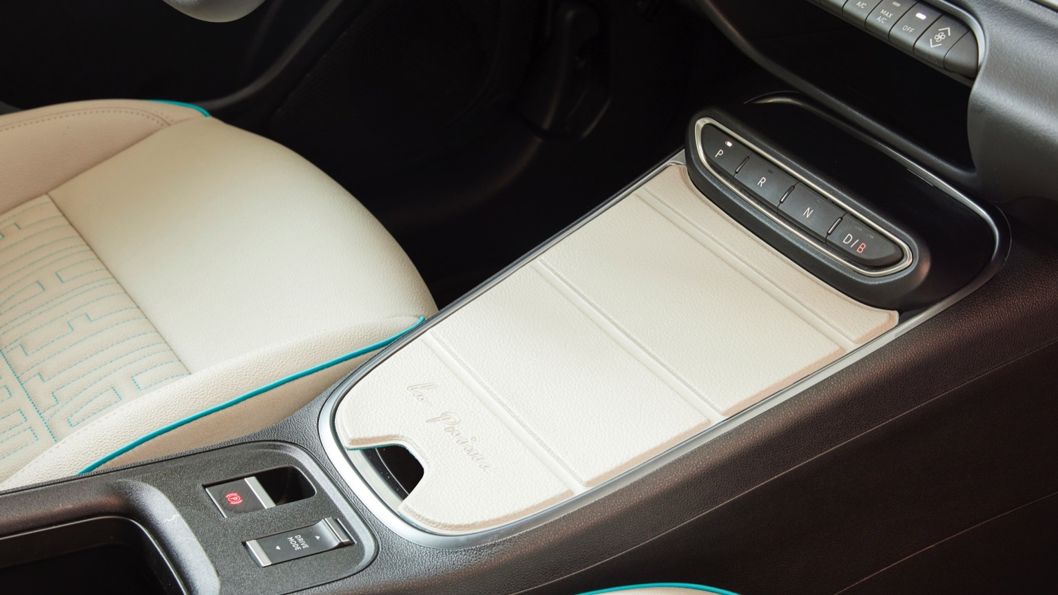 Vehicle Feature Picture