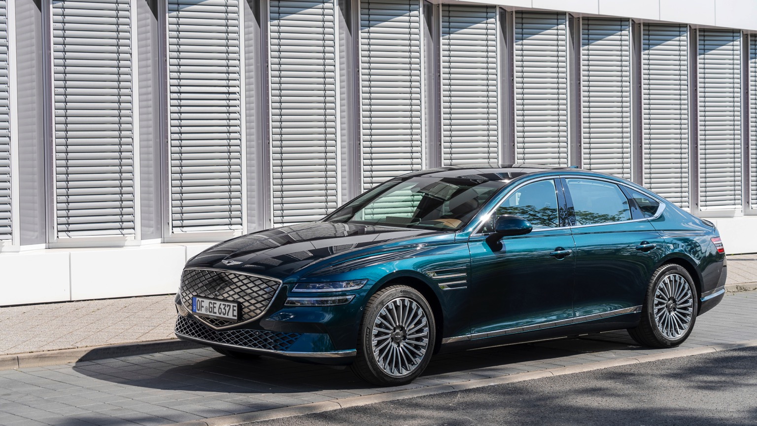 Vehicle Feature Picture