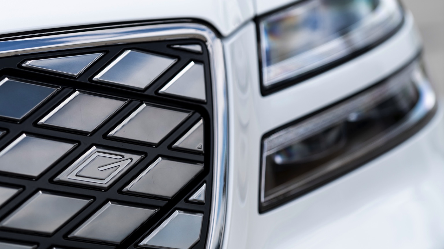 Vehicle Feature Picture