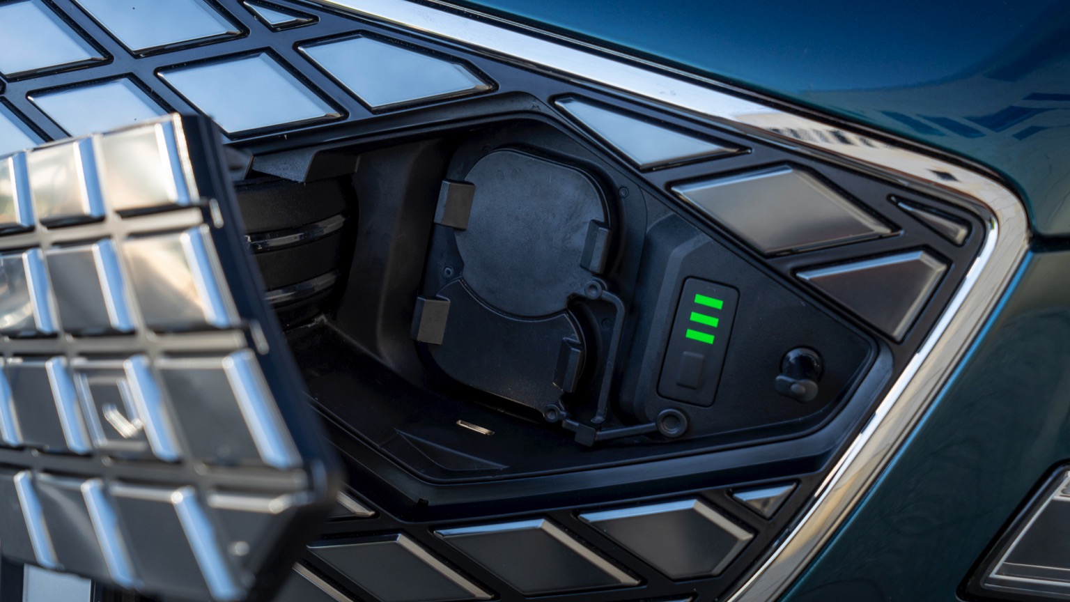 Vehicle Feature Picture