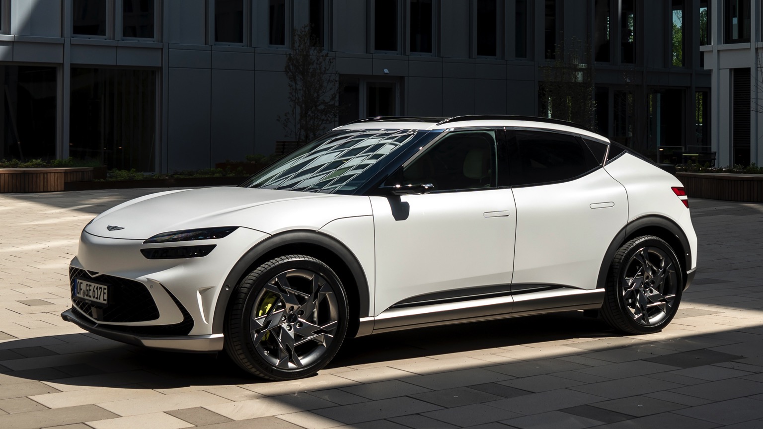 Vehicle Feature Picture