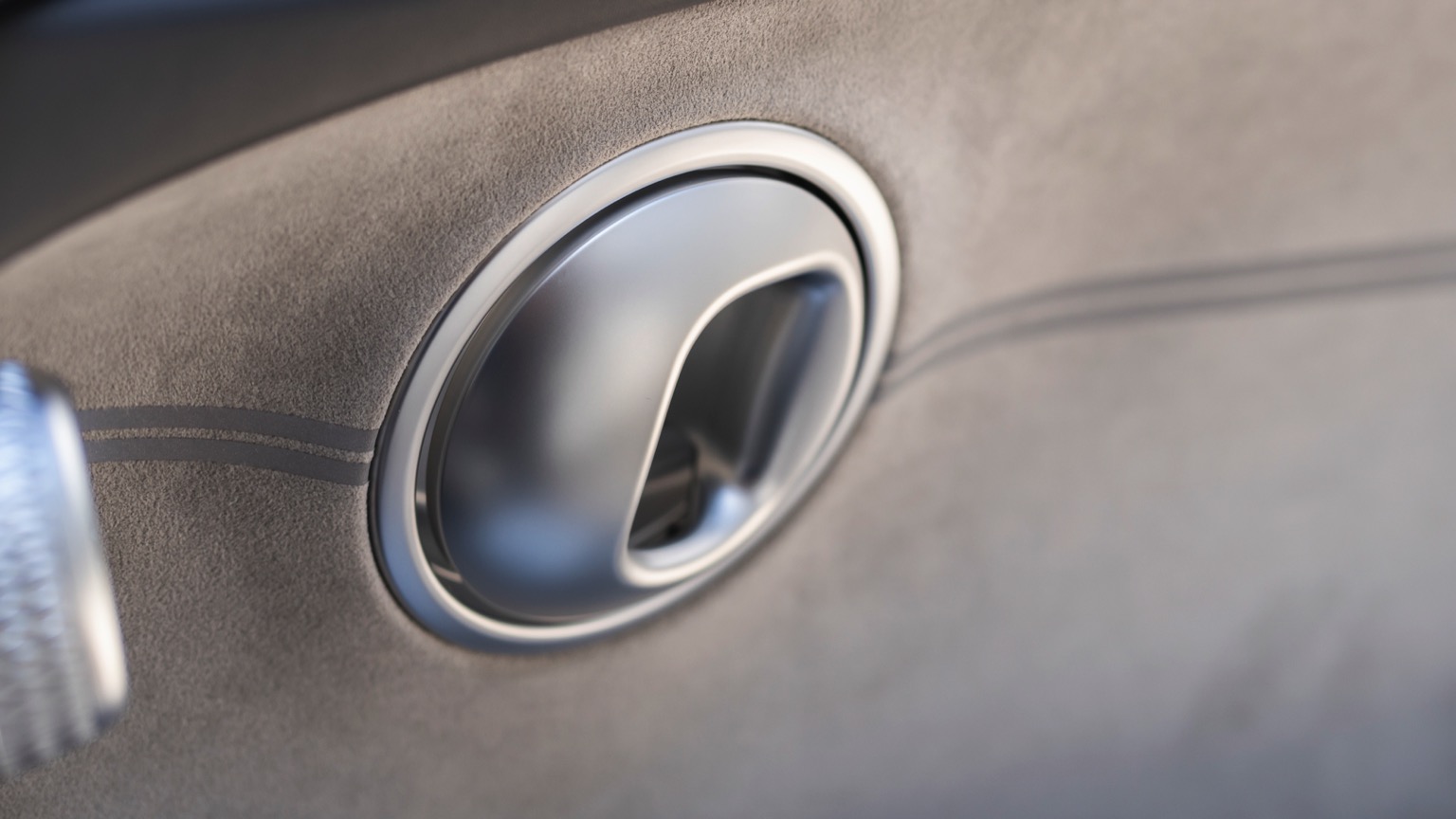 Vehicle Feature Picture