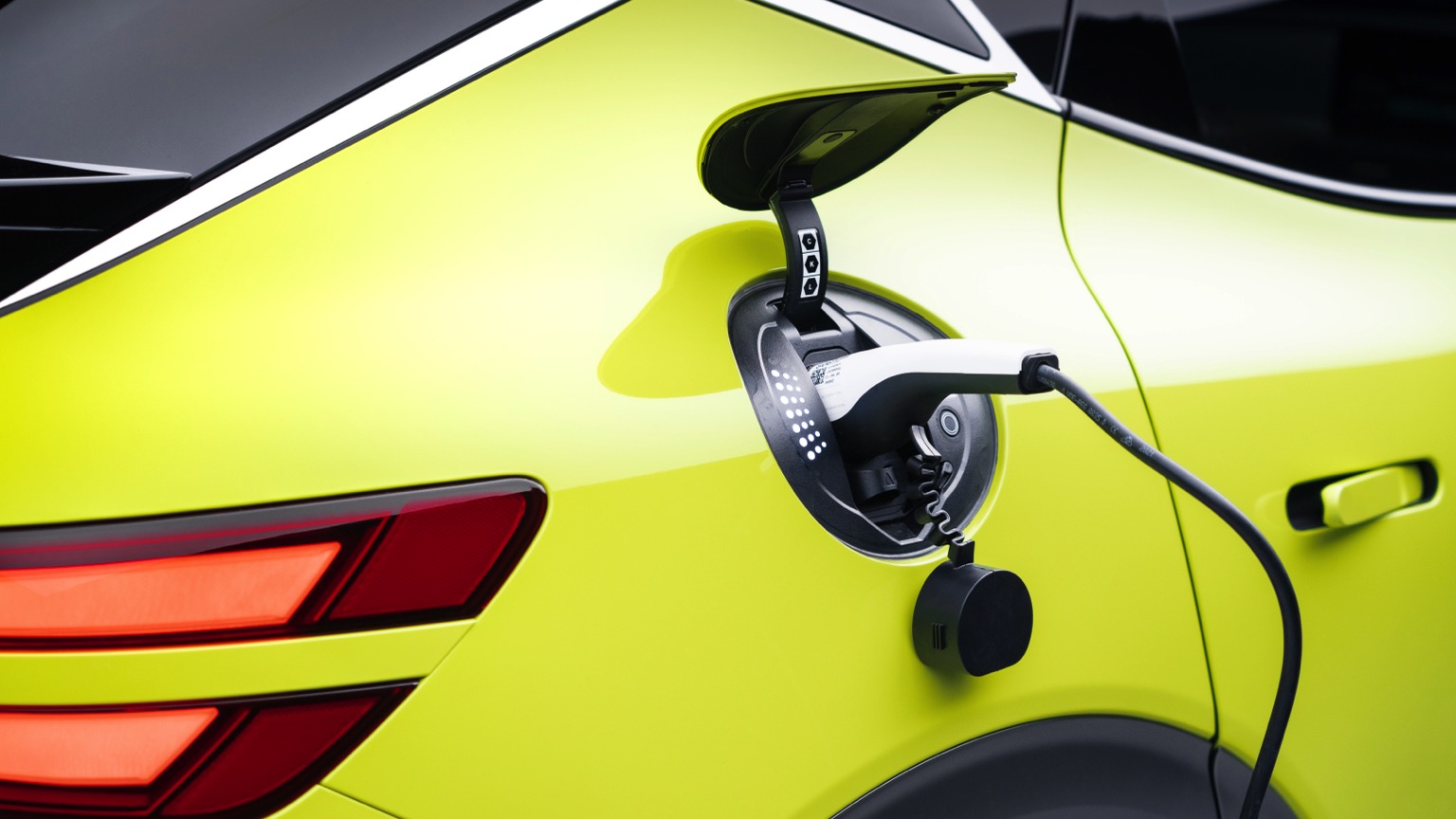 Vehicle Feature Picture