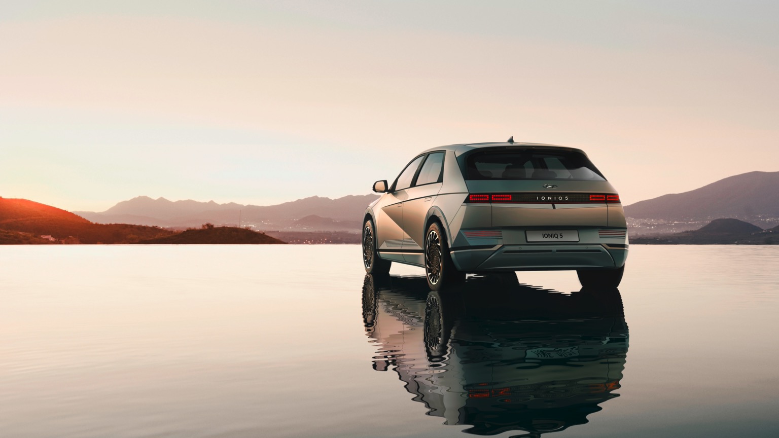 Vehicle Feature Picture