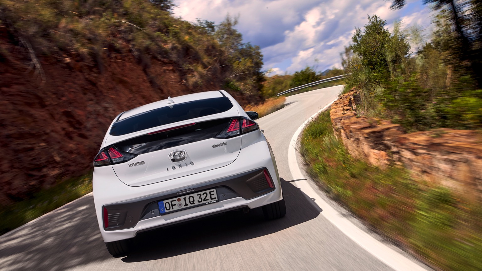 Vehicle Feature Picture