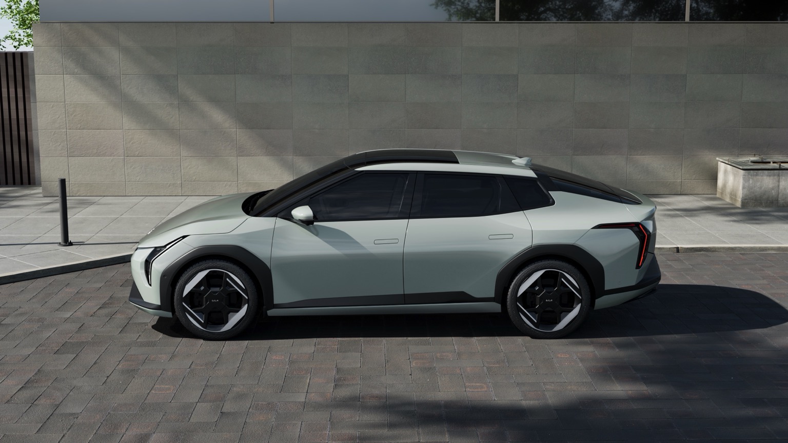 Vehicle Feature Picture