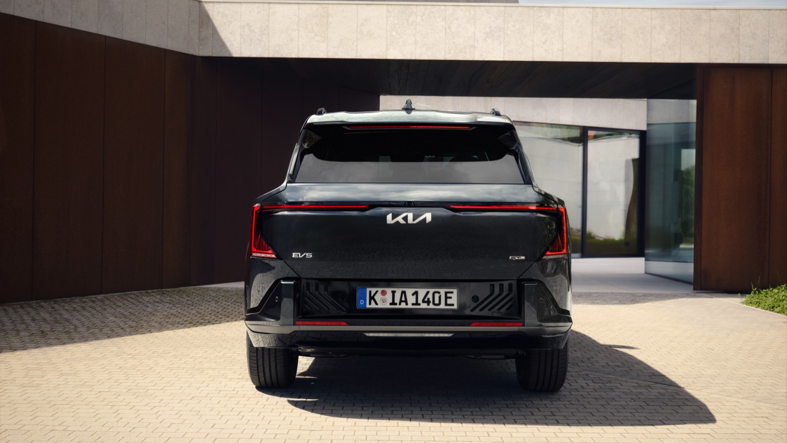 Vehicle Feature Picture