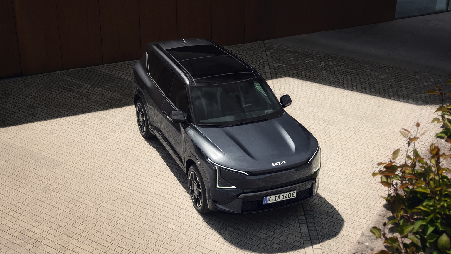 Vehicle Feature Picture