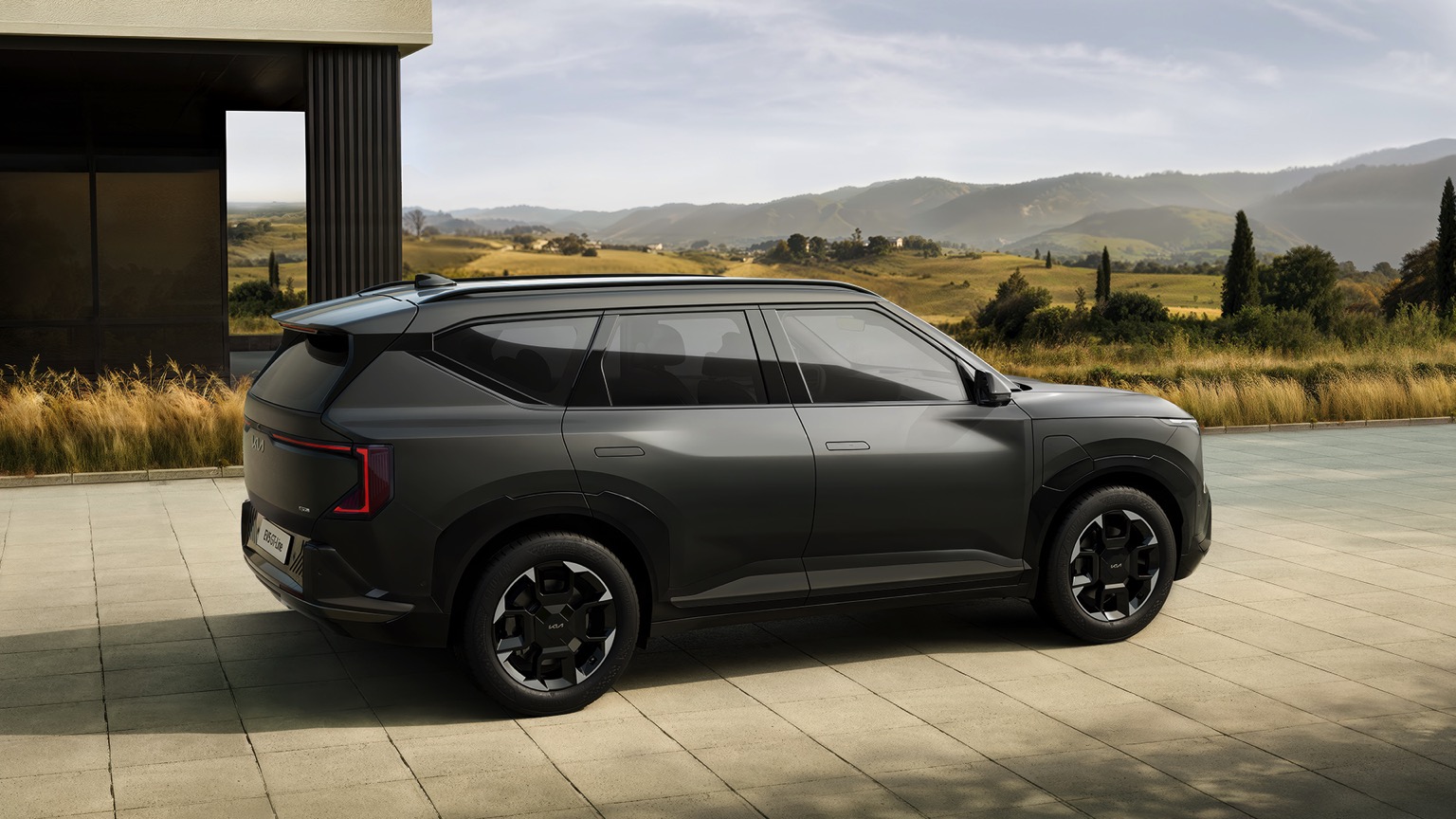 Vehicle Feature Picture