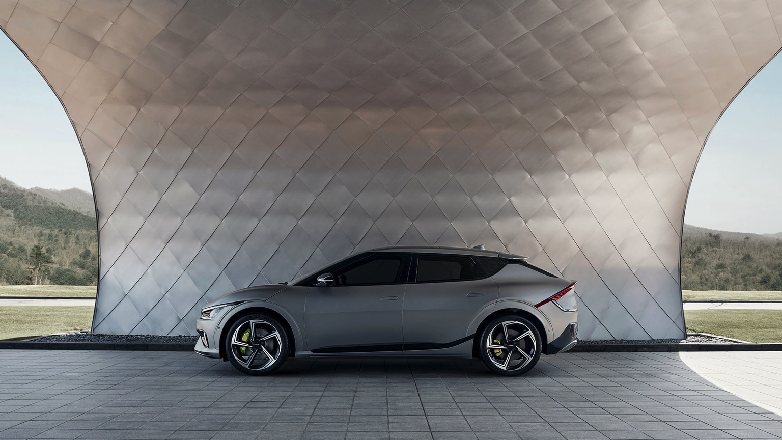 Vehicle Feature Picture