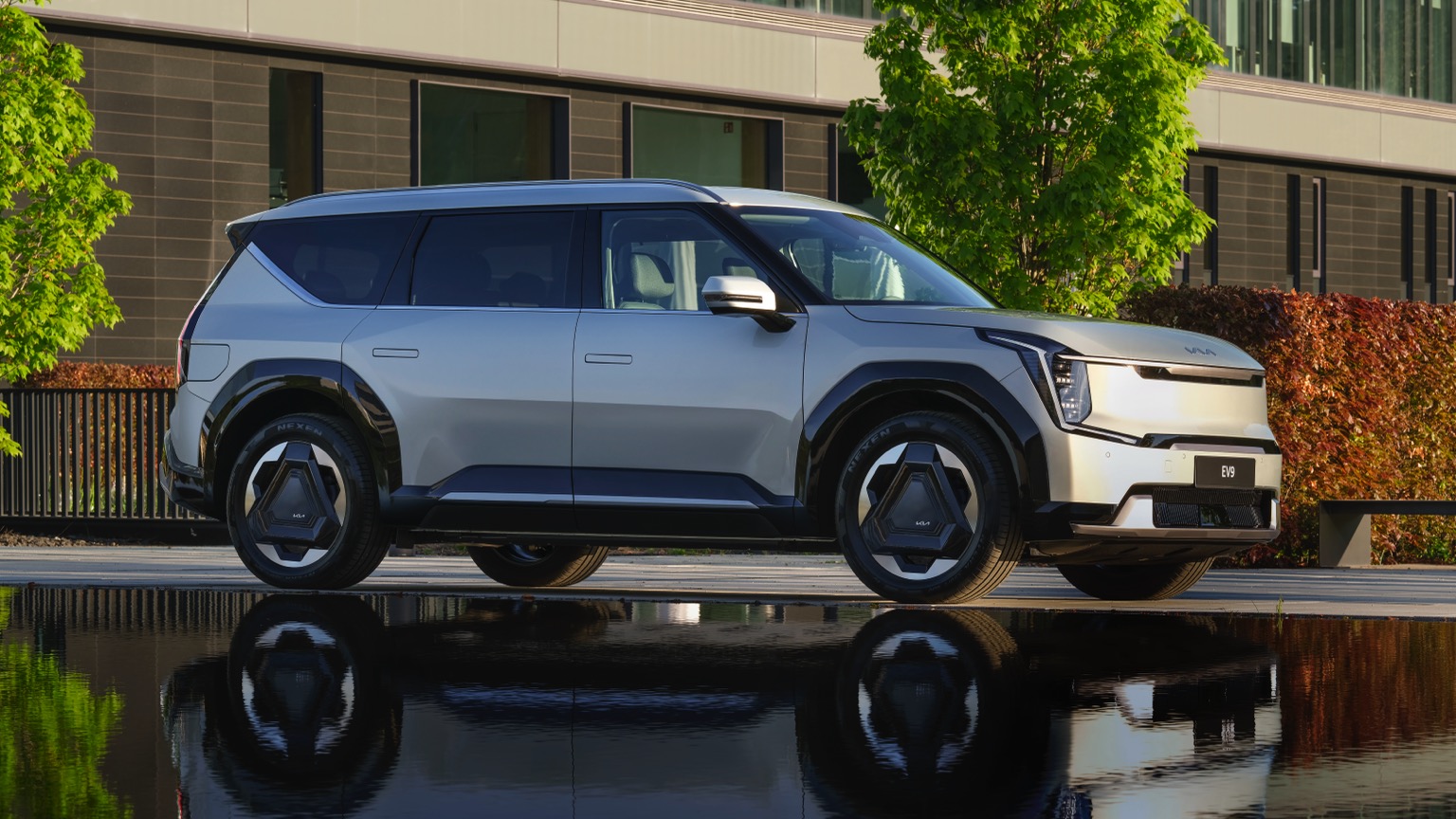 Vehicle Feature Picture