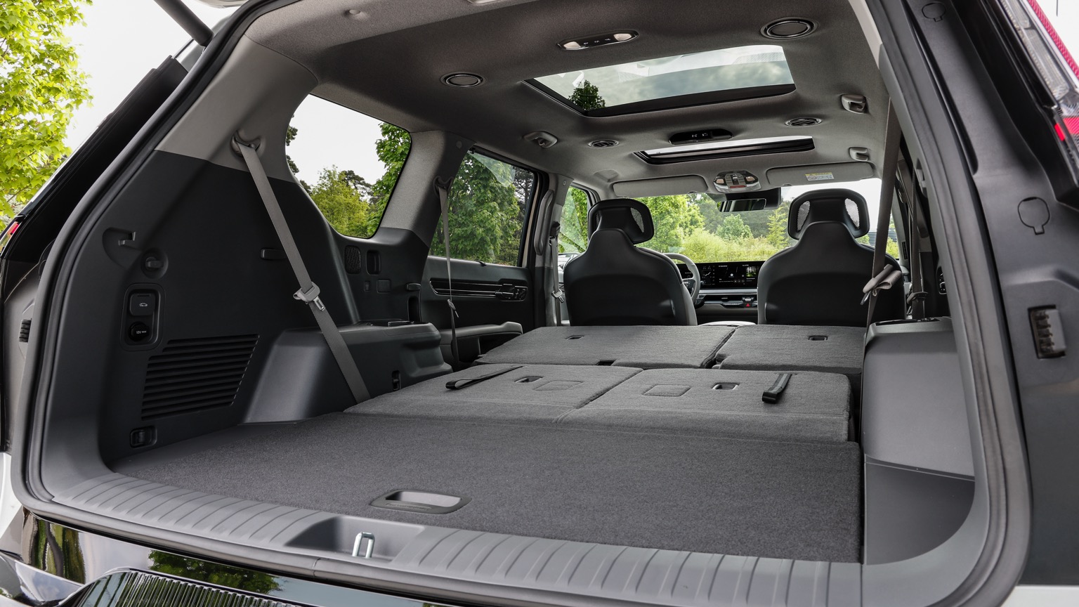 Vehicle Feature Picture