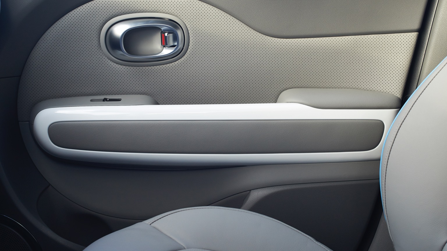 Vehicle Feature Picture