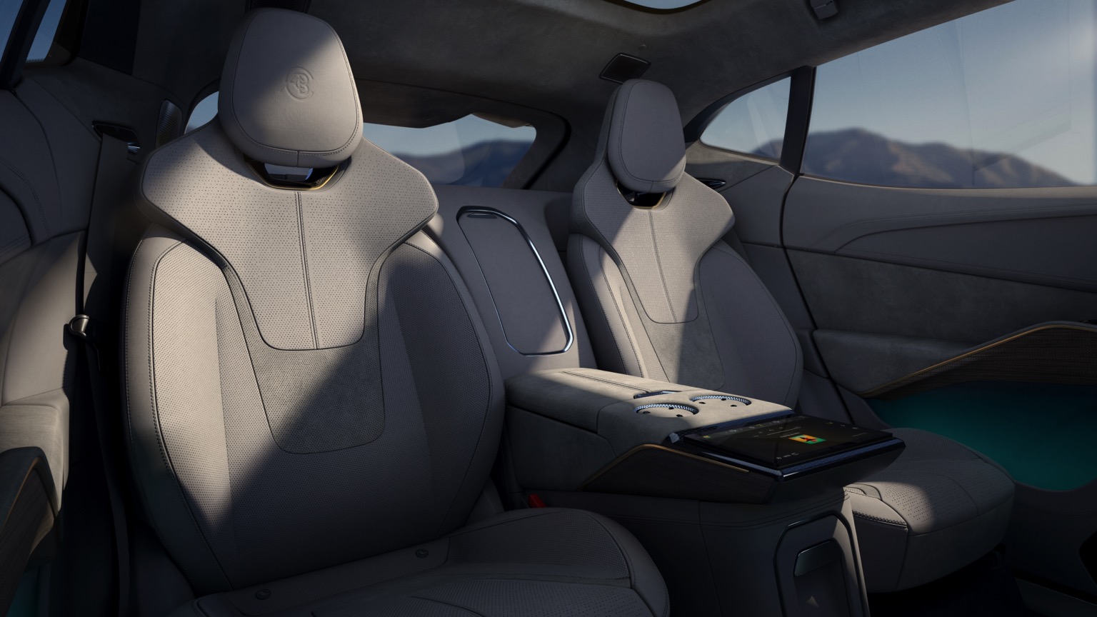 Vehicle Feature Picture