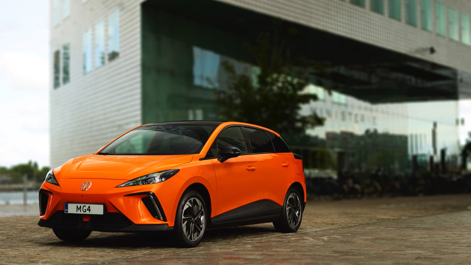 Vehicle Feature Picture