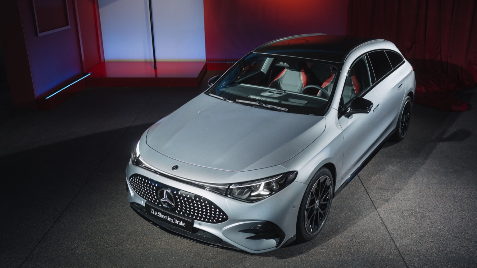 Vehicle Feature Picture