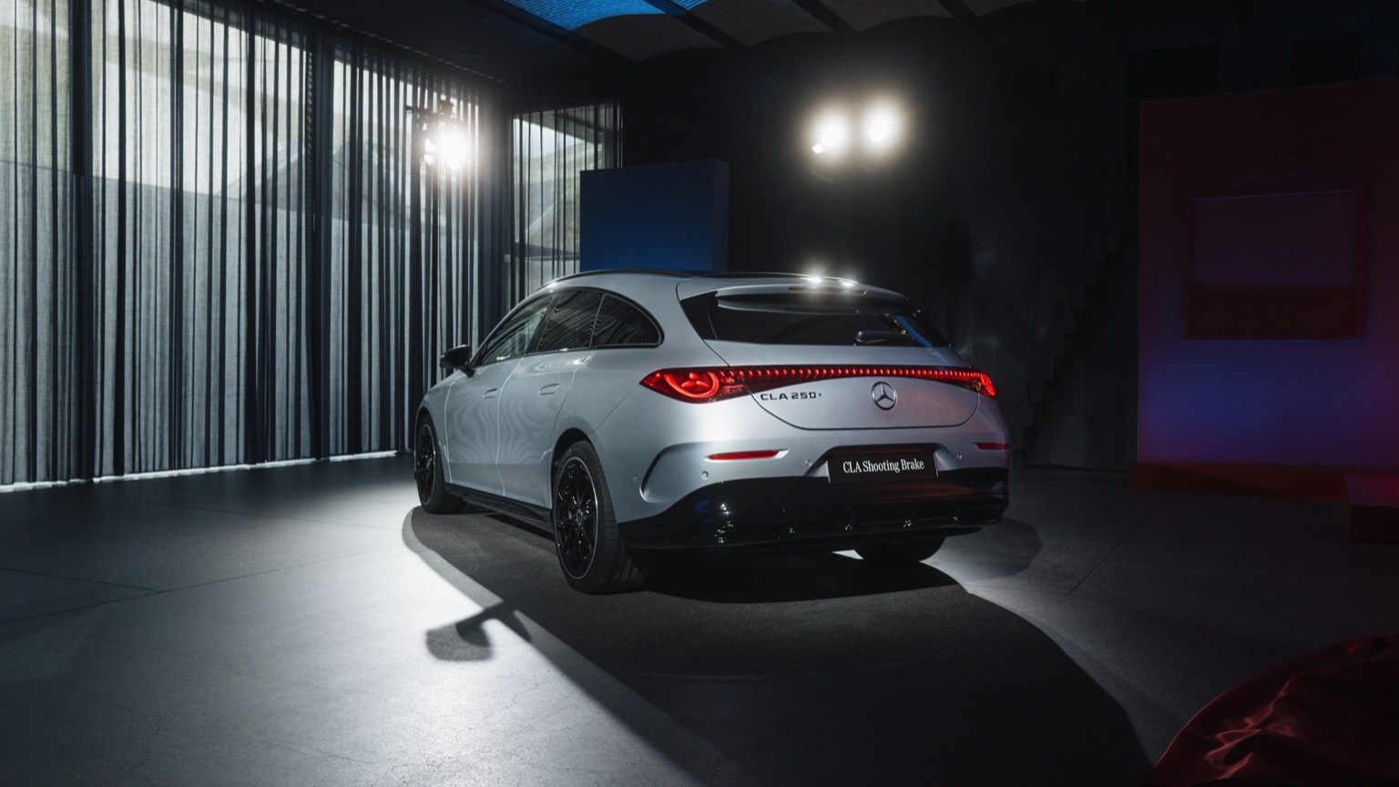 Vehicle Feature Picture