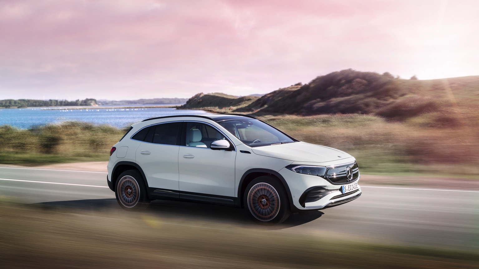 Vehicle Feature Picture