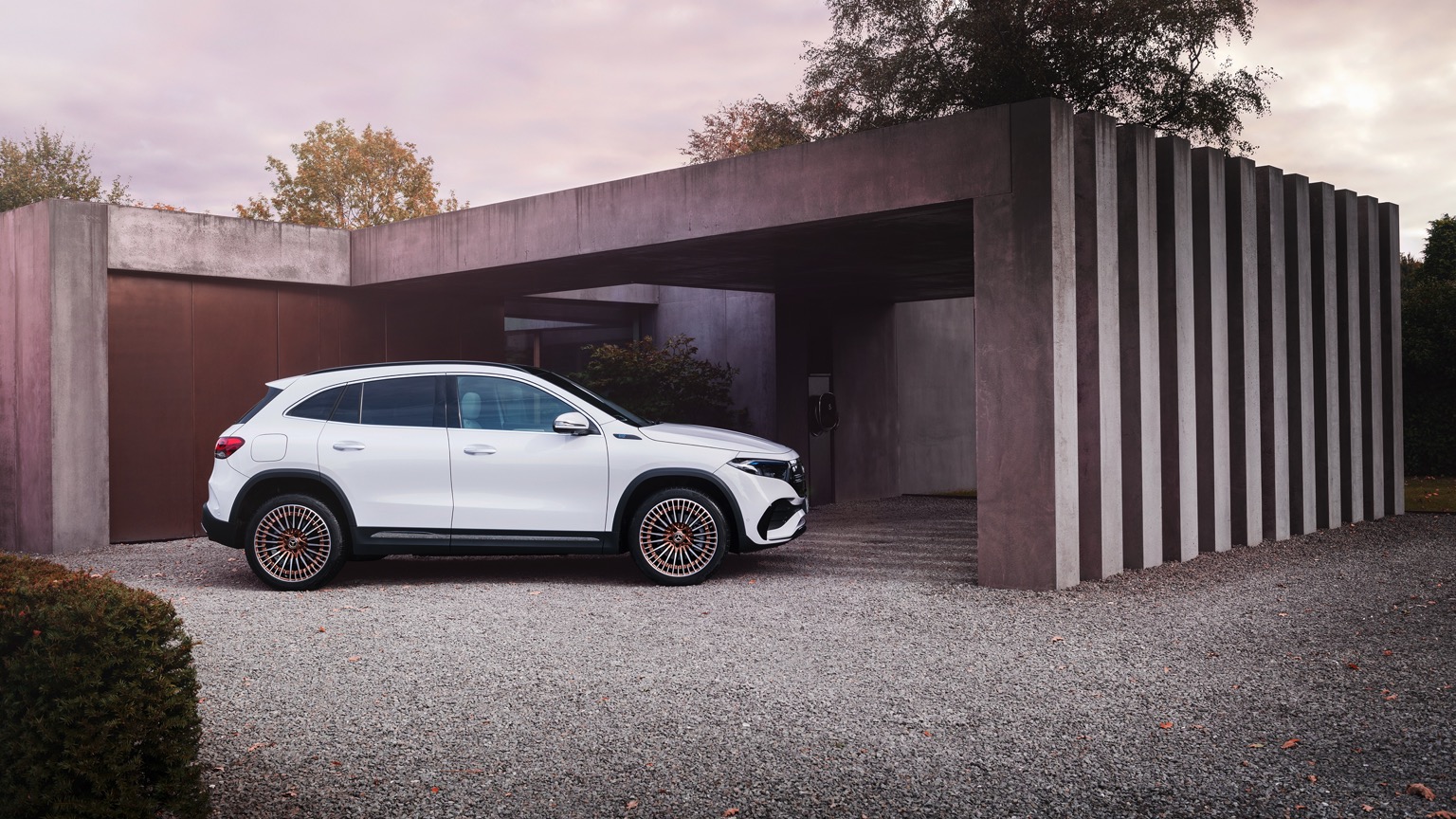 Vehicle Feature Picture