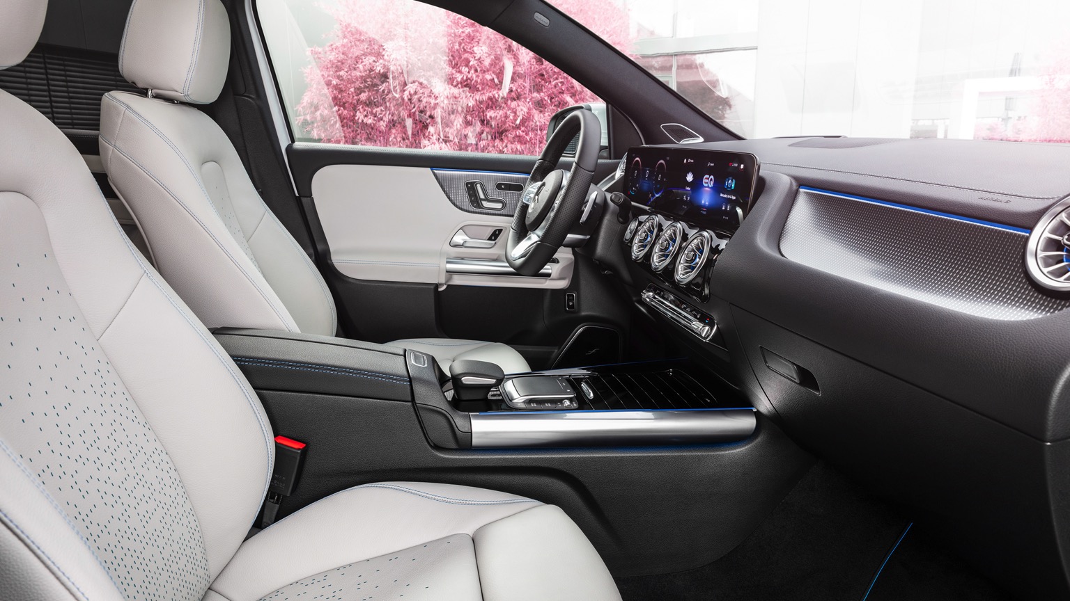 Vehicle Feature Picture