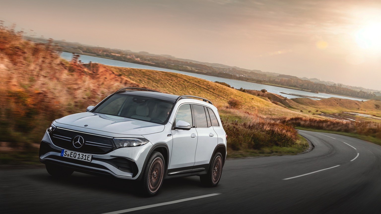 Vehicle Feature Picture