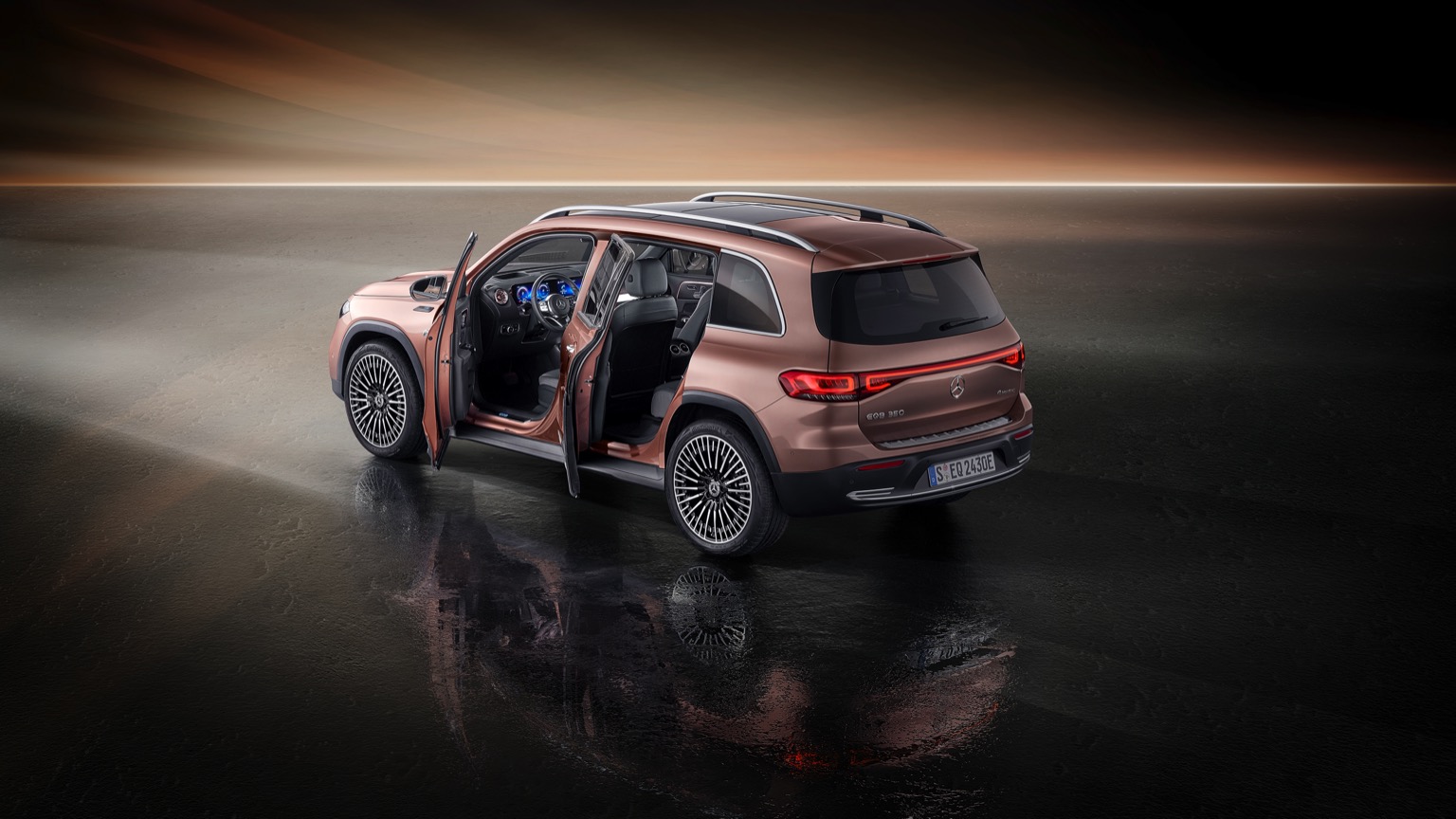 Vehicle Feature Picture