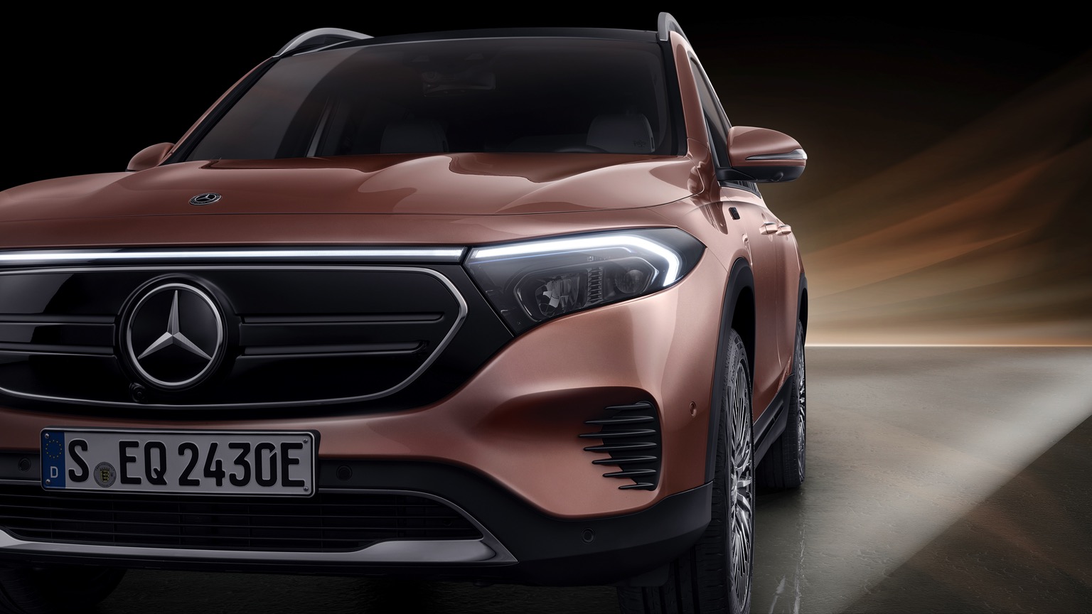 Vehicle Feature Picture