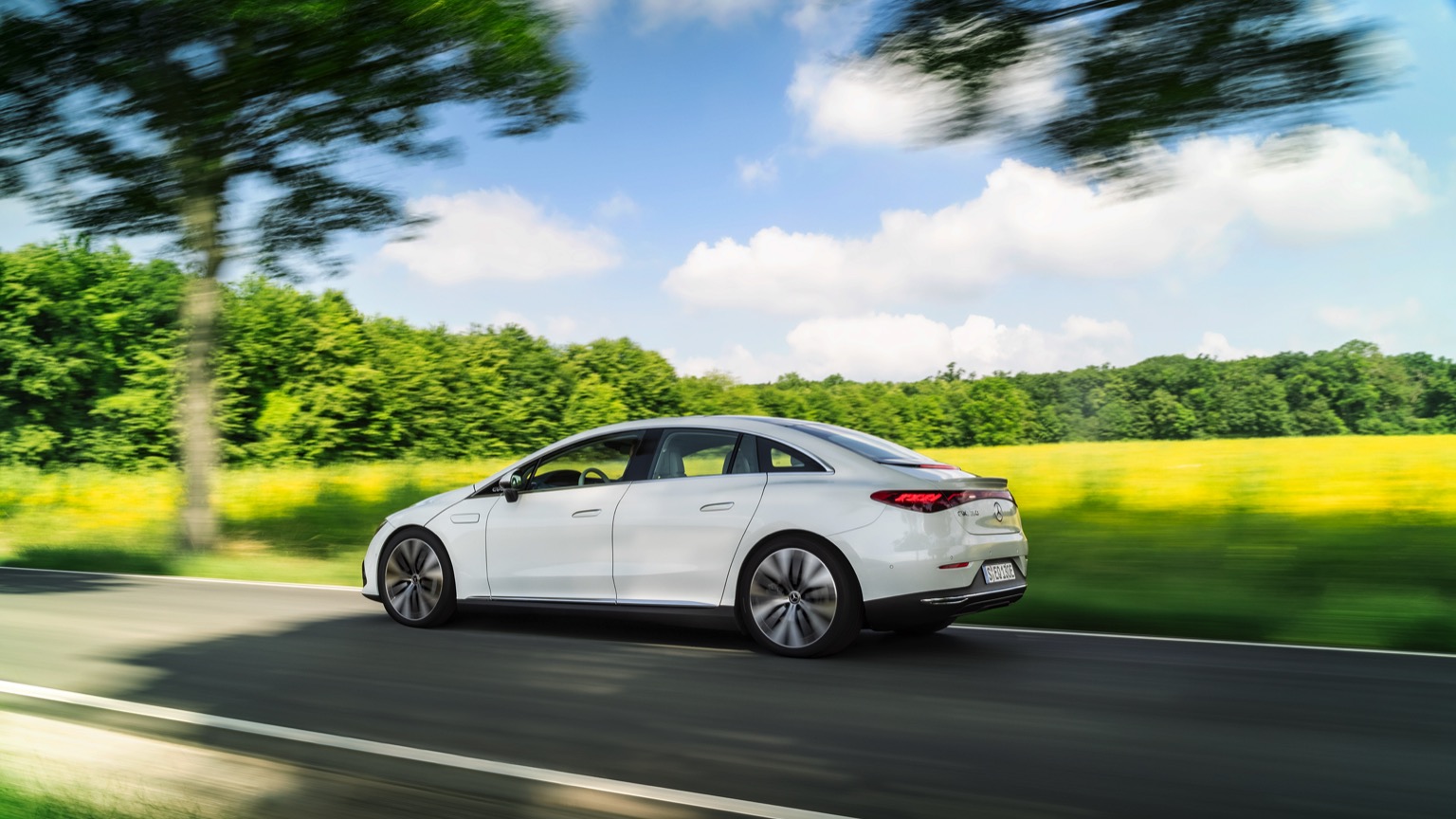 Vehicle Feature Picture