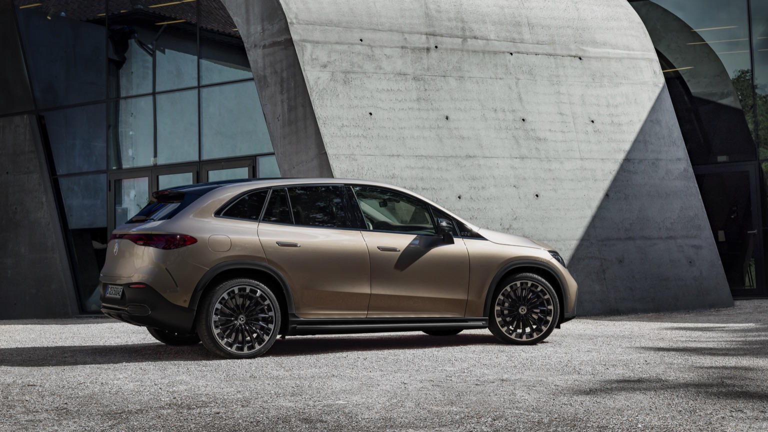 Vehicle Feature Picture