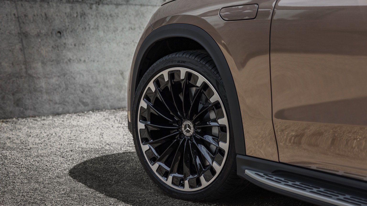 Vehicle Feature Picture