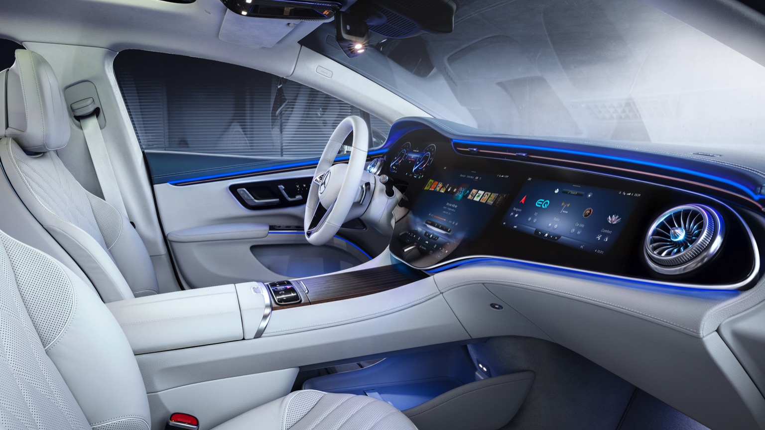 Vehicle Feature Picture