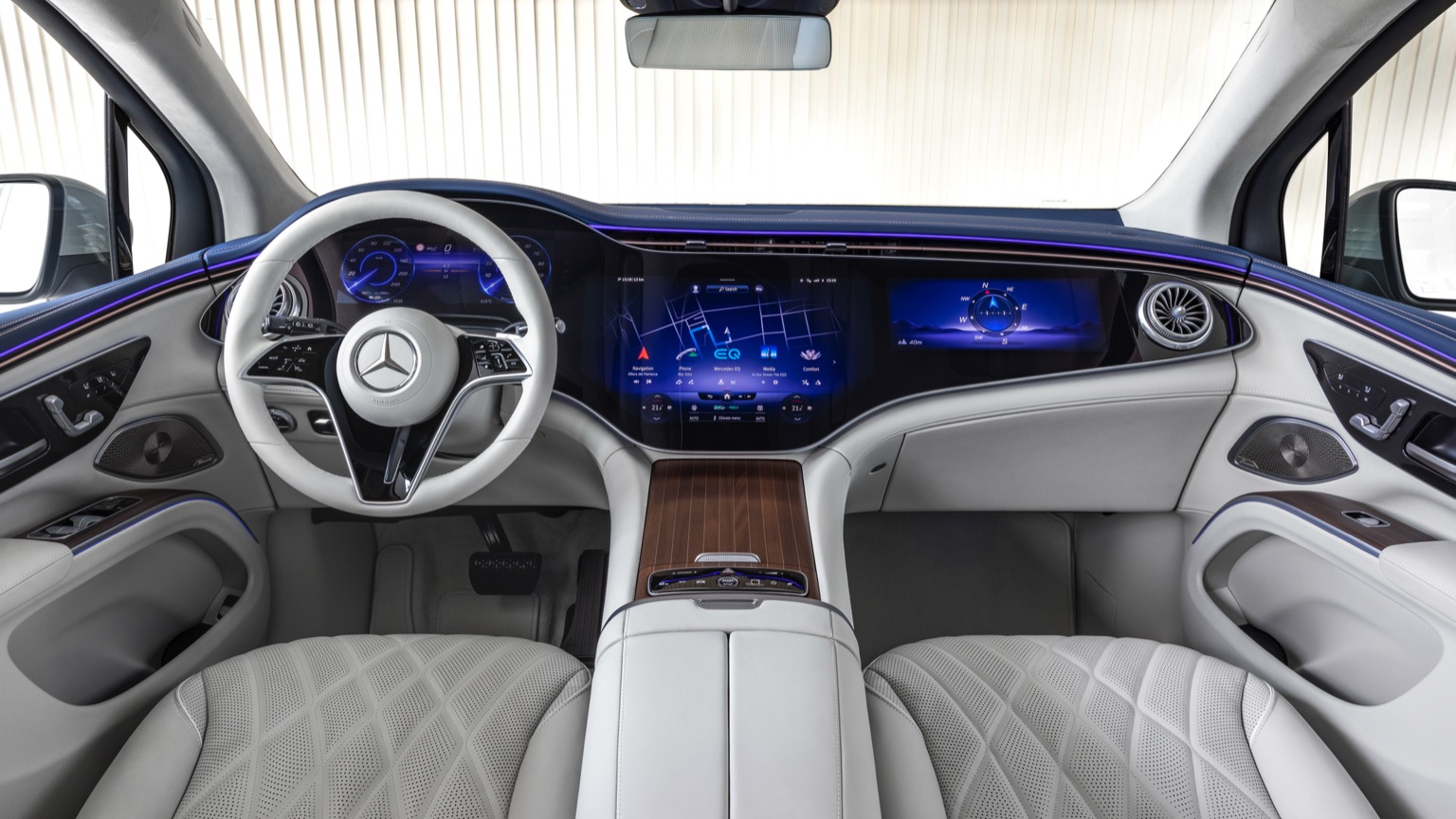 Vehicle Feature Picture