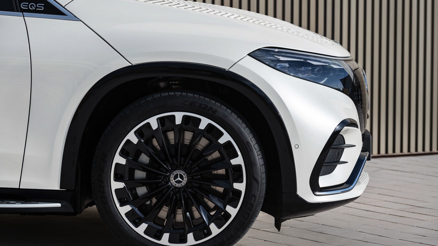 Vehicle Feature Picture