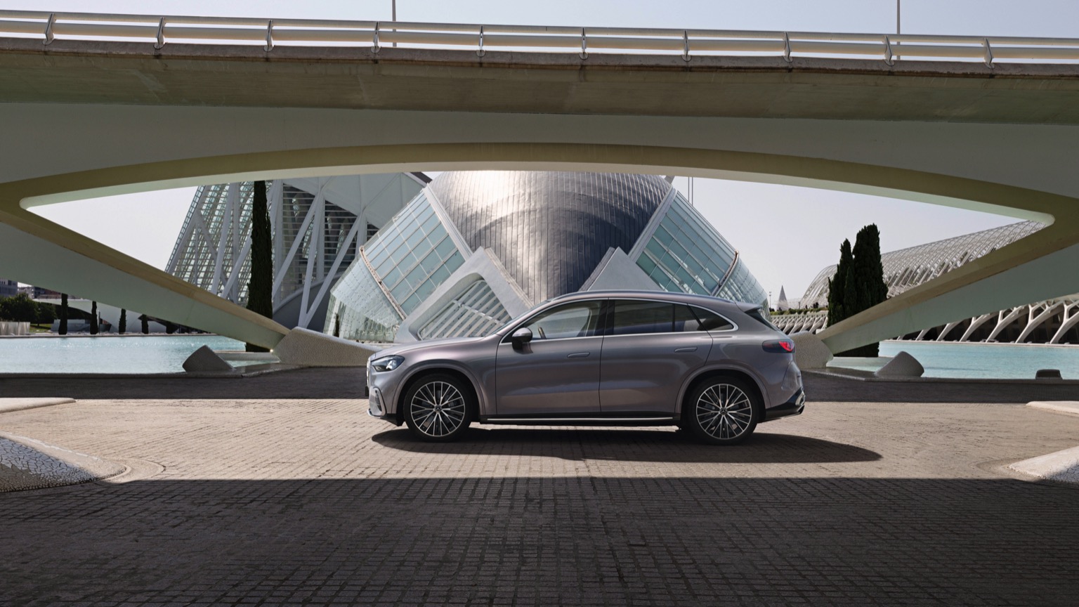 Vehicle Feature Picture