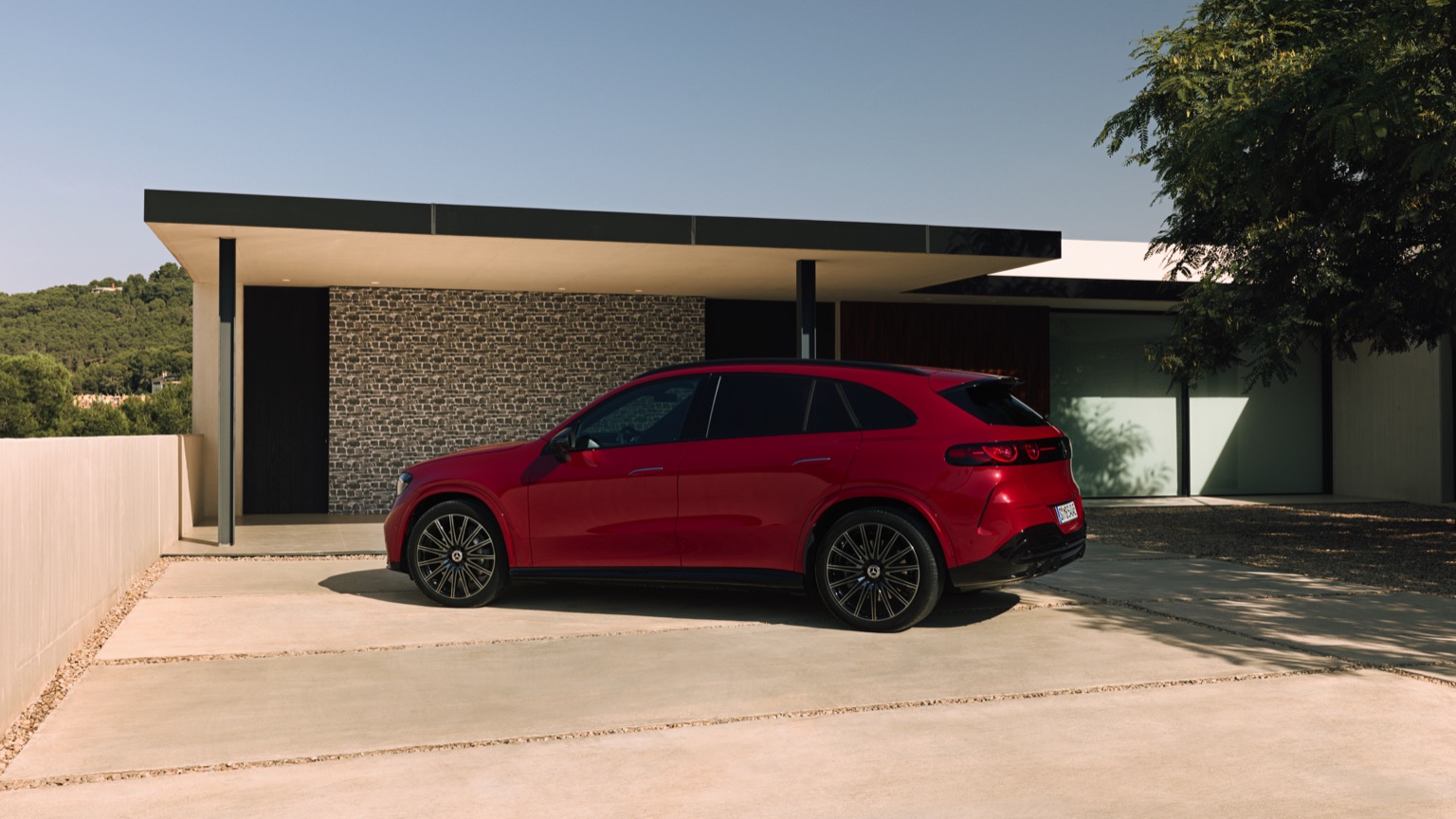 Vehicle Feature Picture