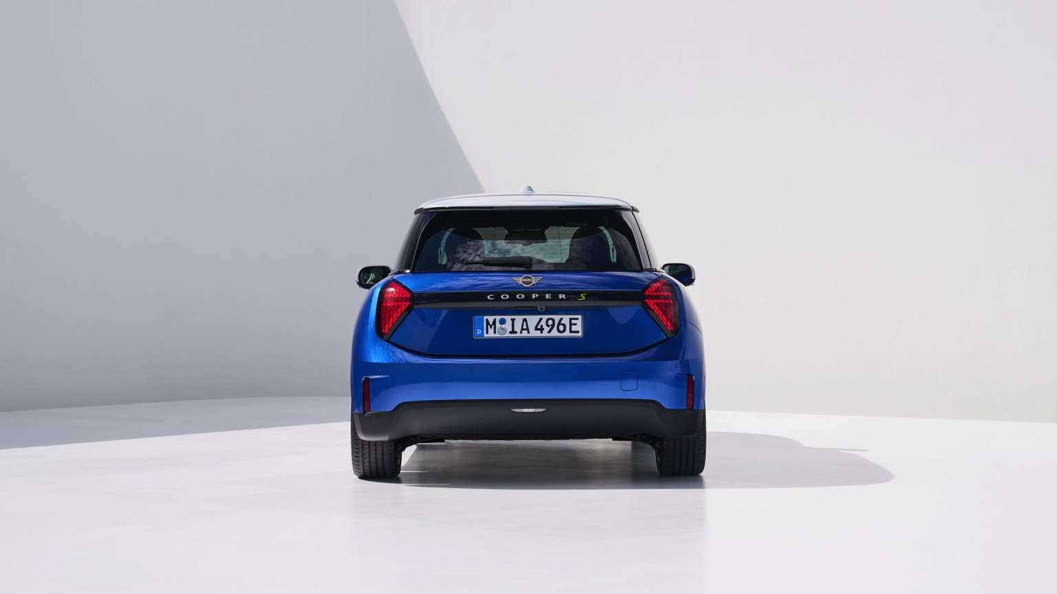 Vehicle Feature Picture