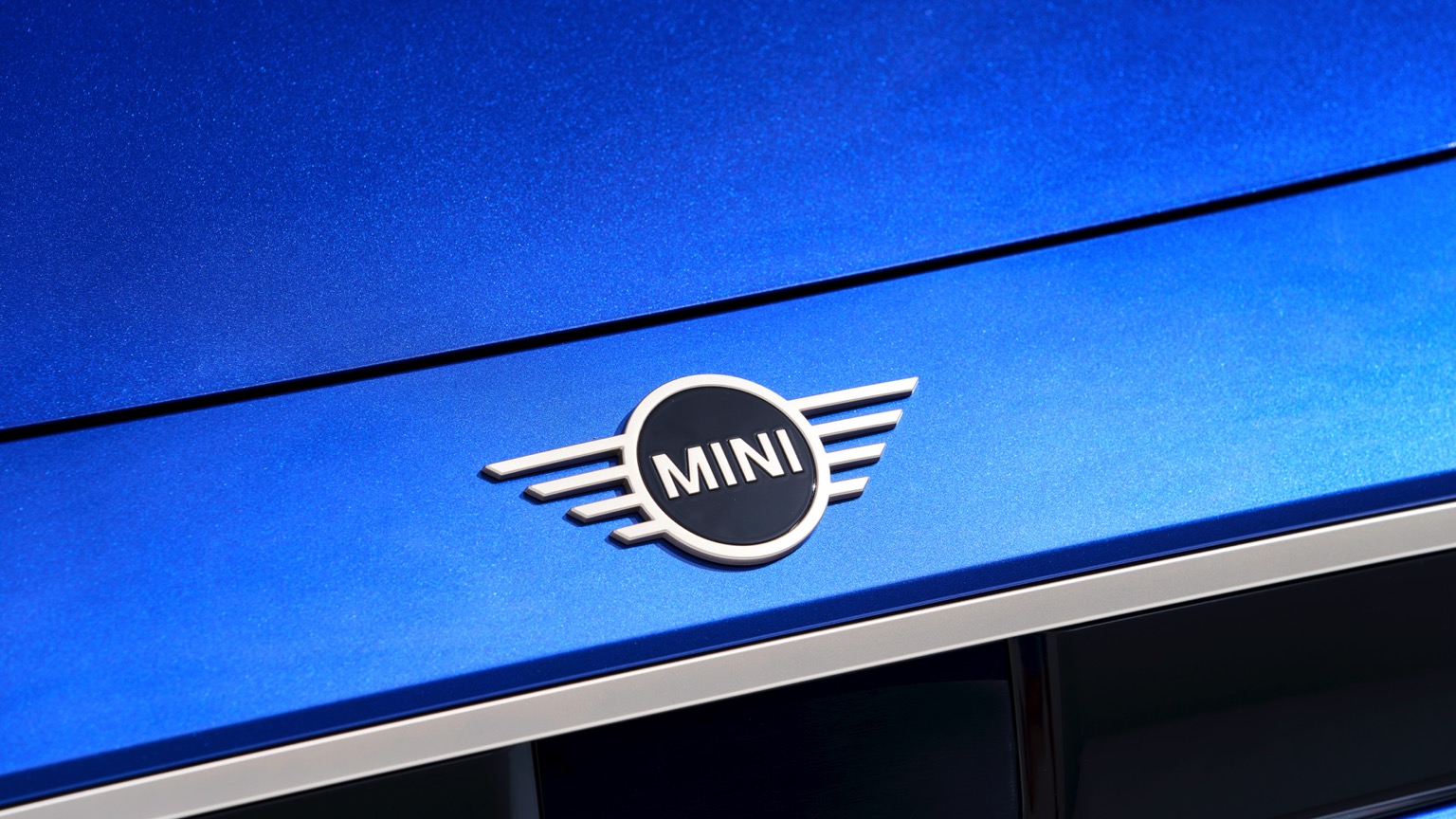 Vehicle Feature Picture