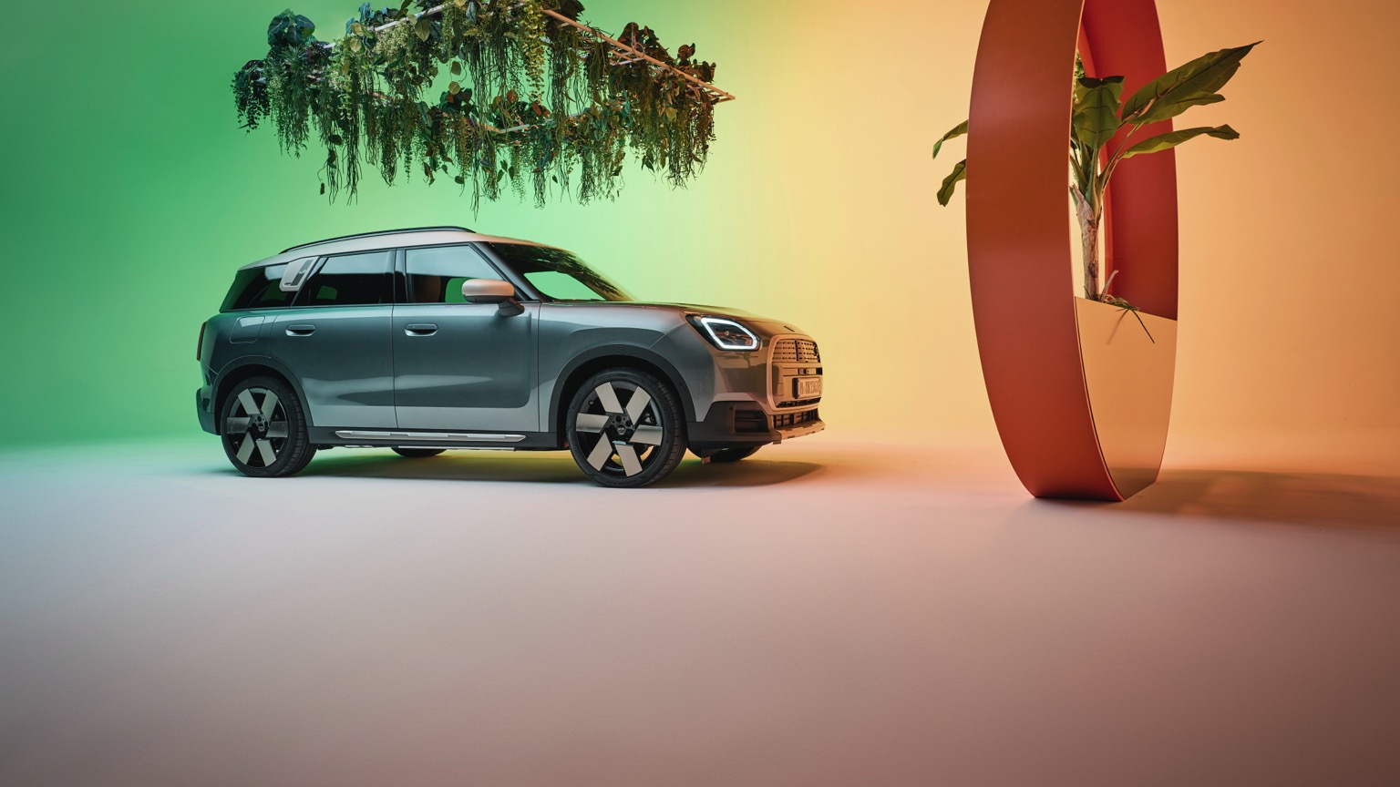 Vehicle Feature Picture