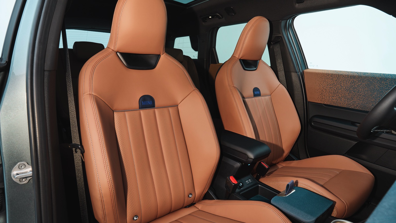 Vehicle Feature Picture