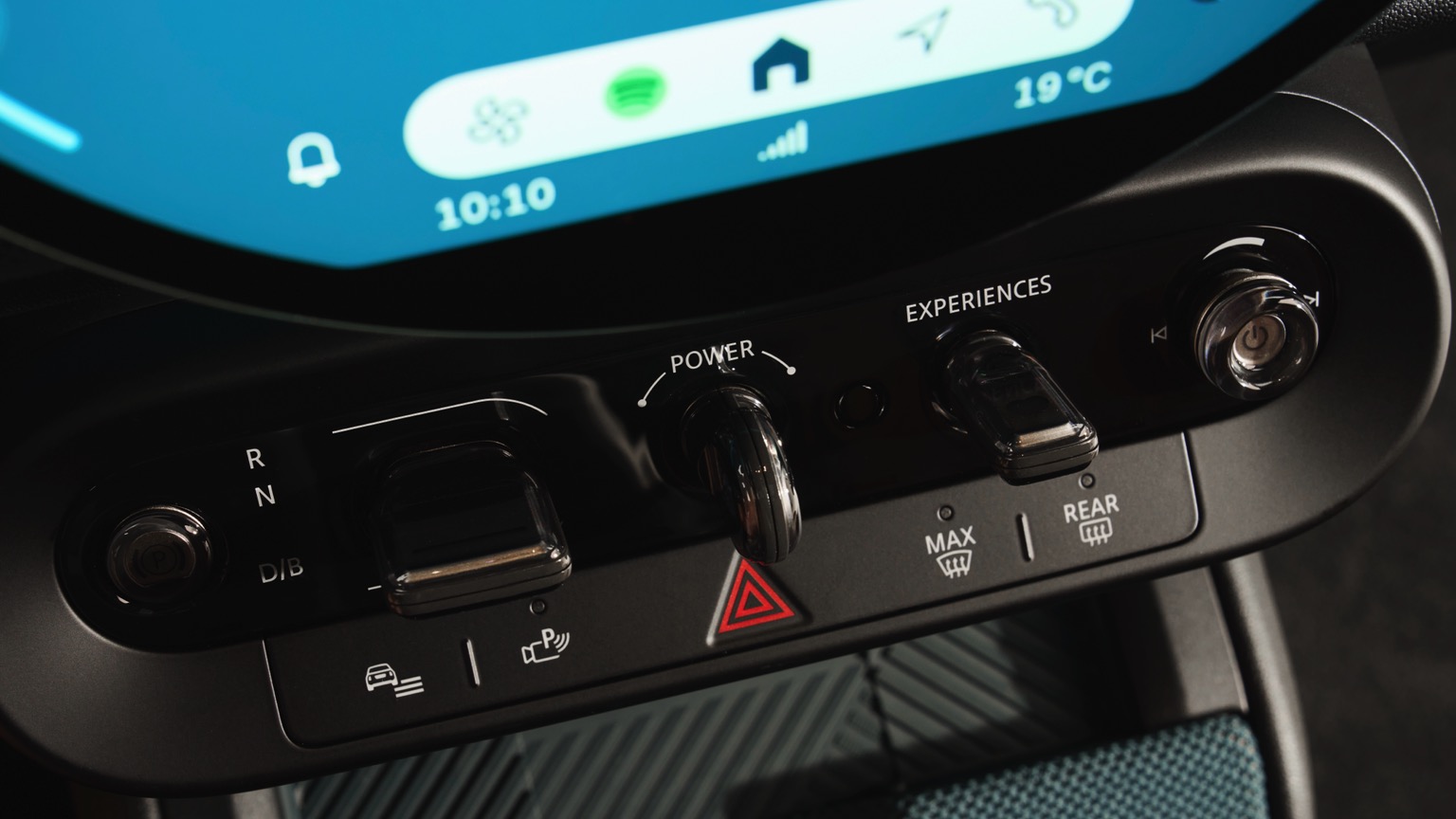 Vehicle Feature Picture