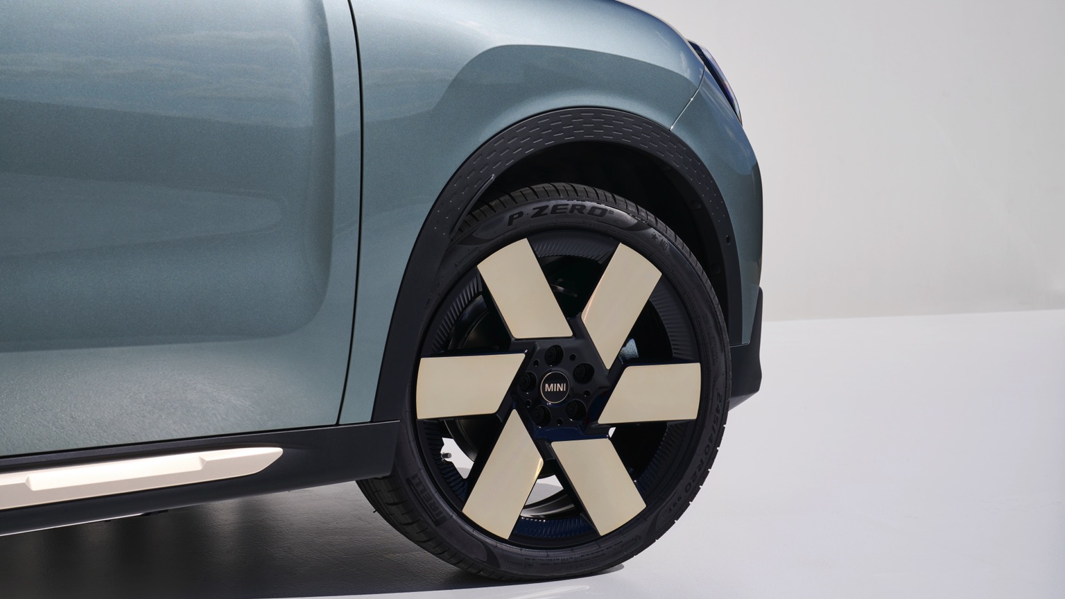 Vehicle Feature Picture