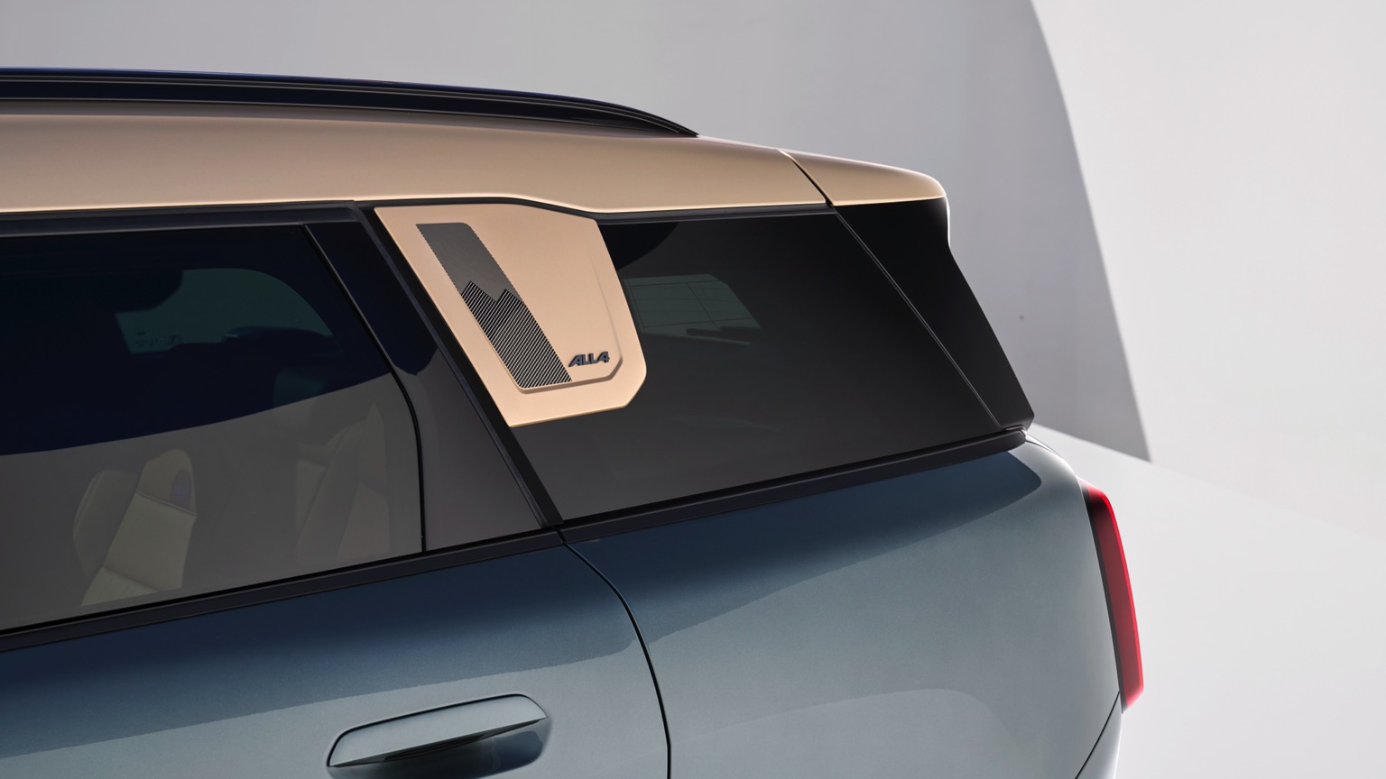 Vehicle Feature Picture