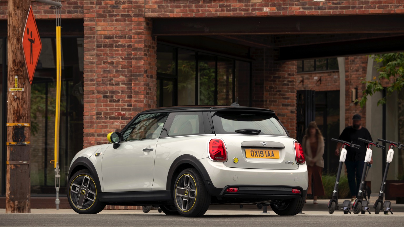 Vehicle Feature Picture