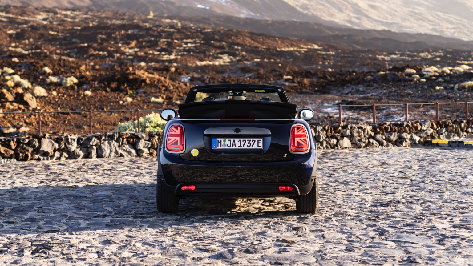 Vehicle Feature Picture