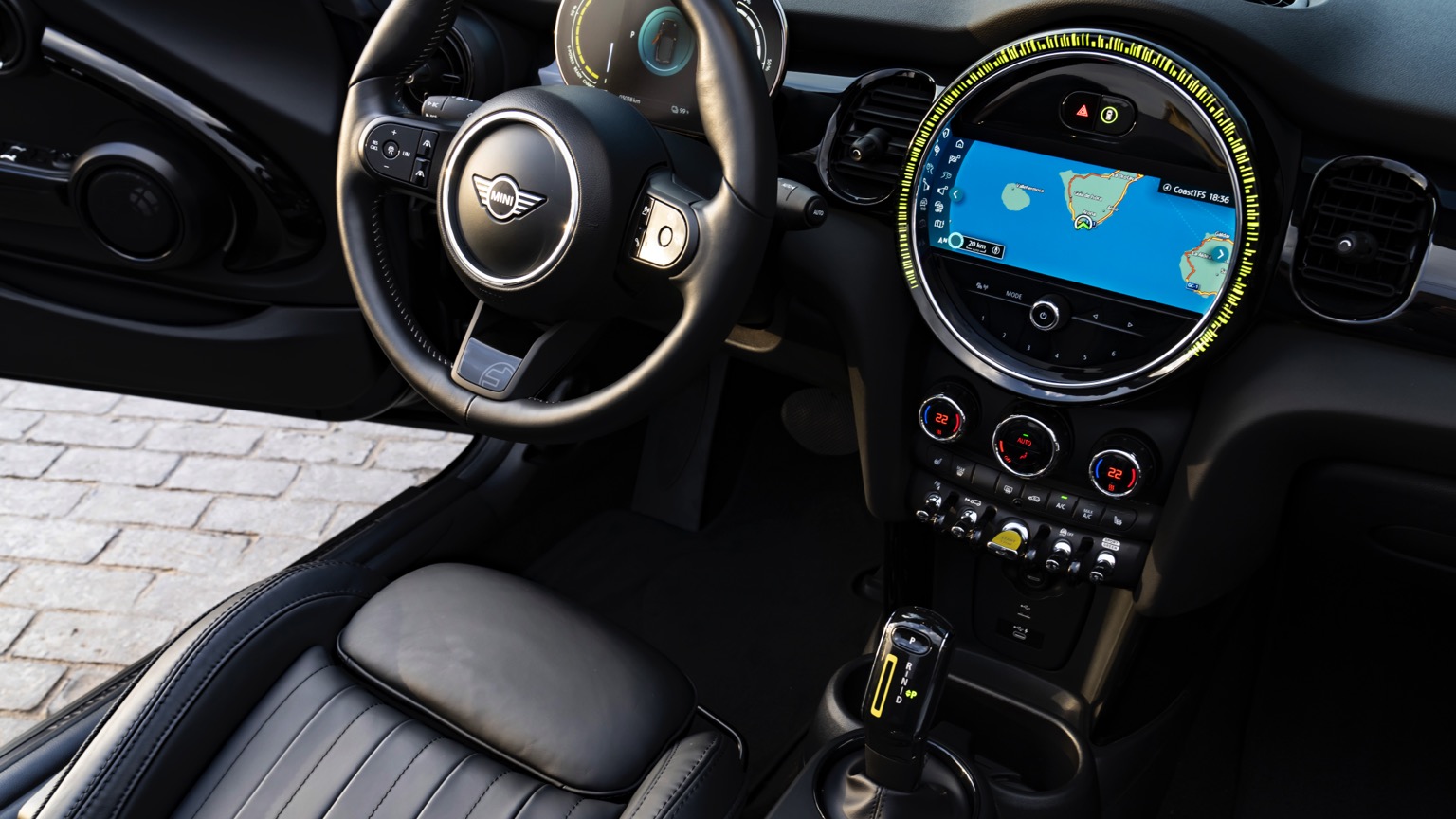 Vehicle Feature Picture