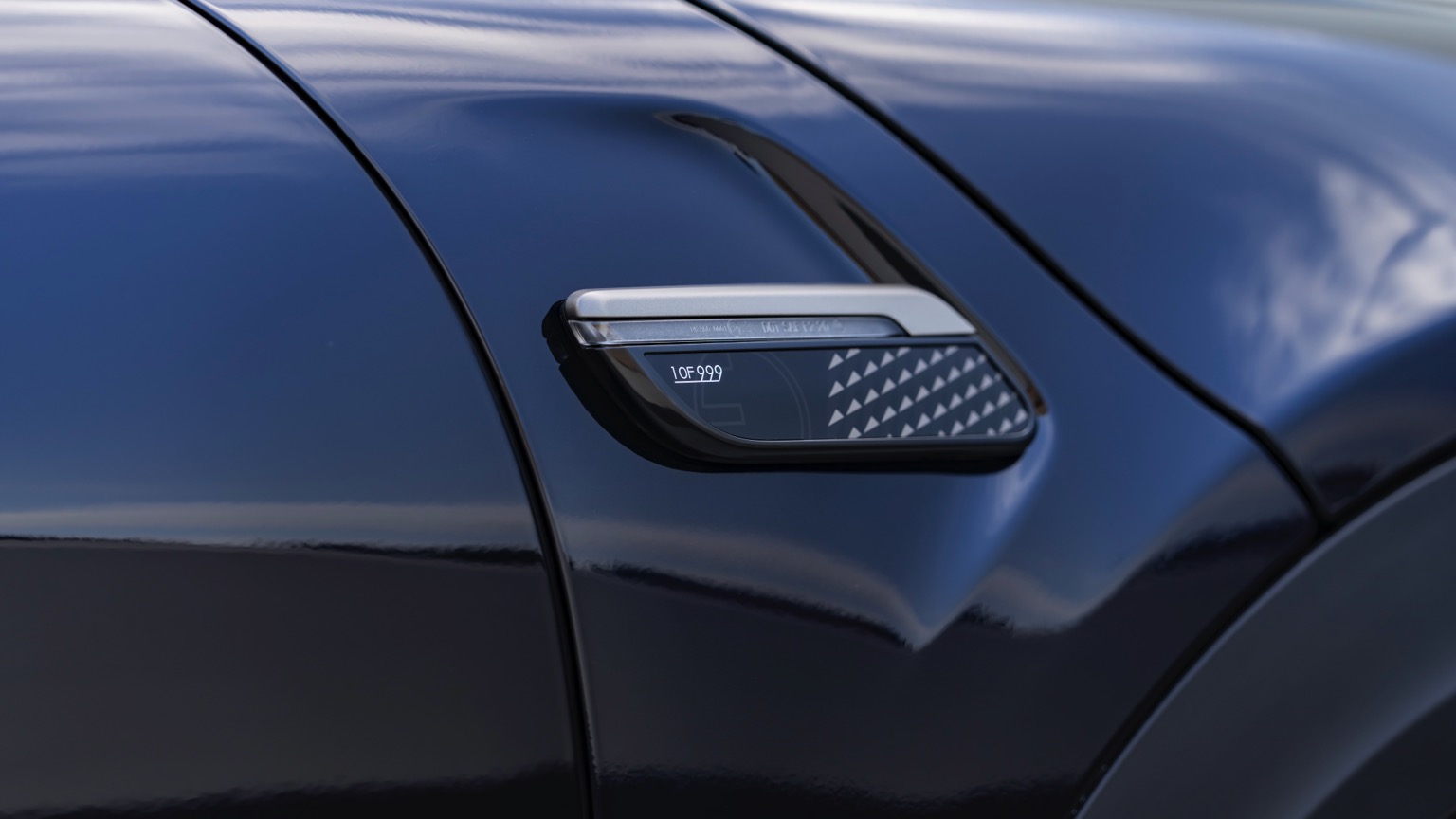 Vehicle Feature Picture