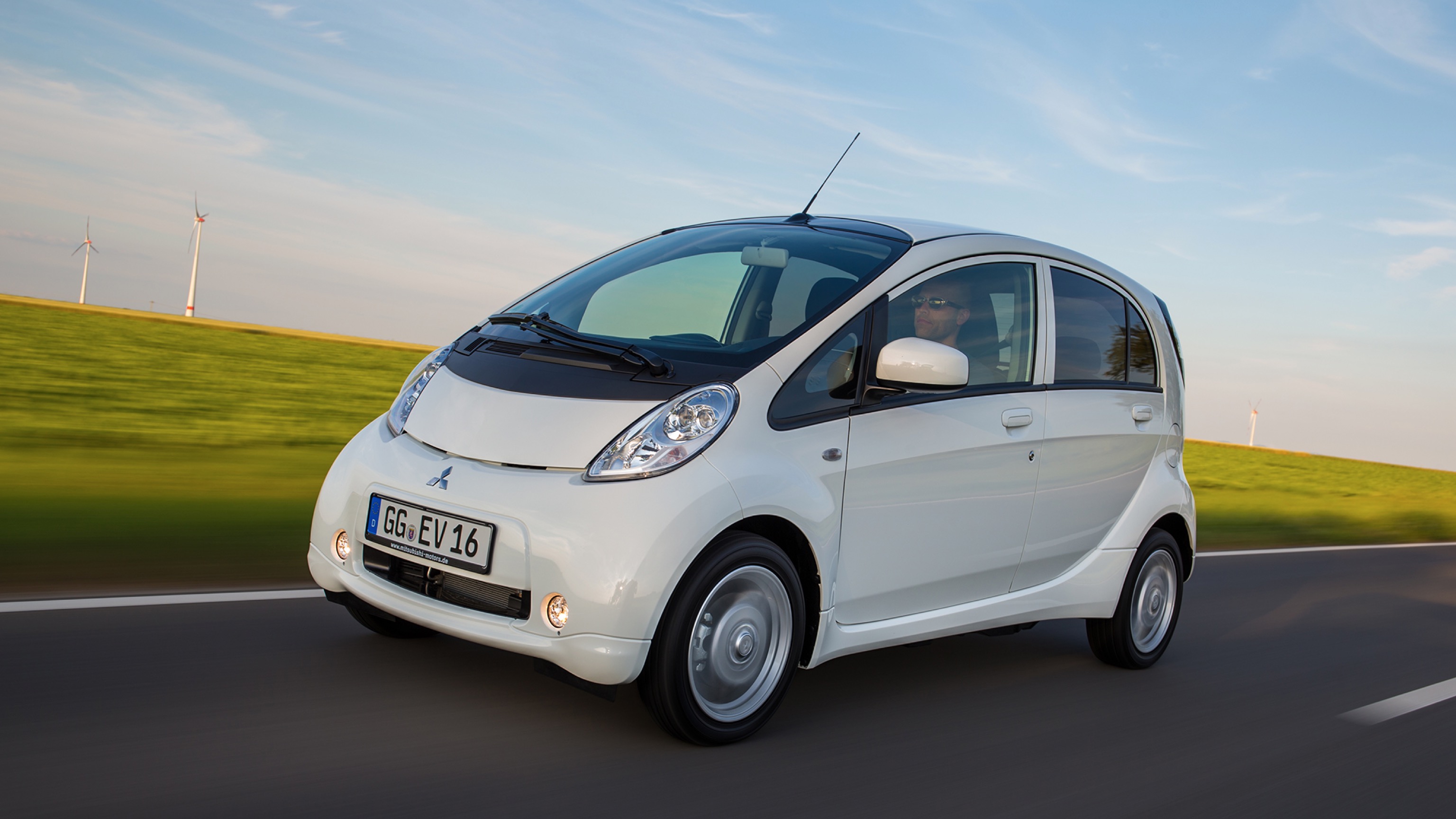 Vehicle Feature Picture