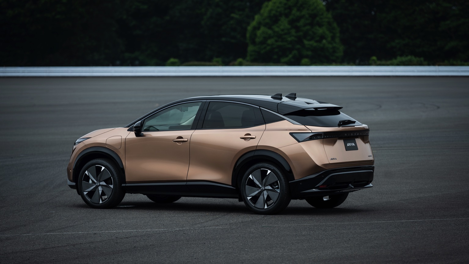 Vehicle Feature Picture