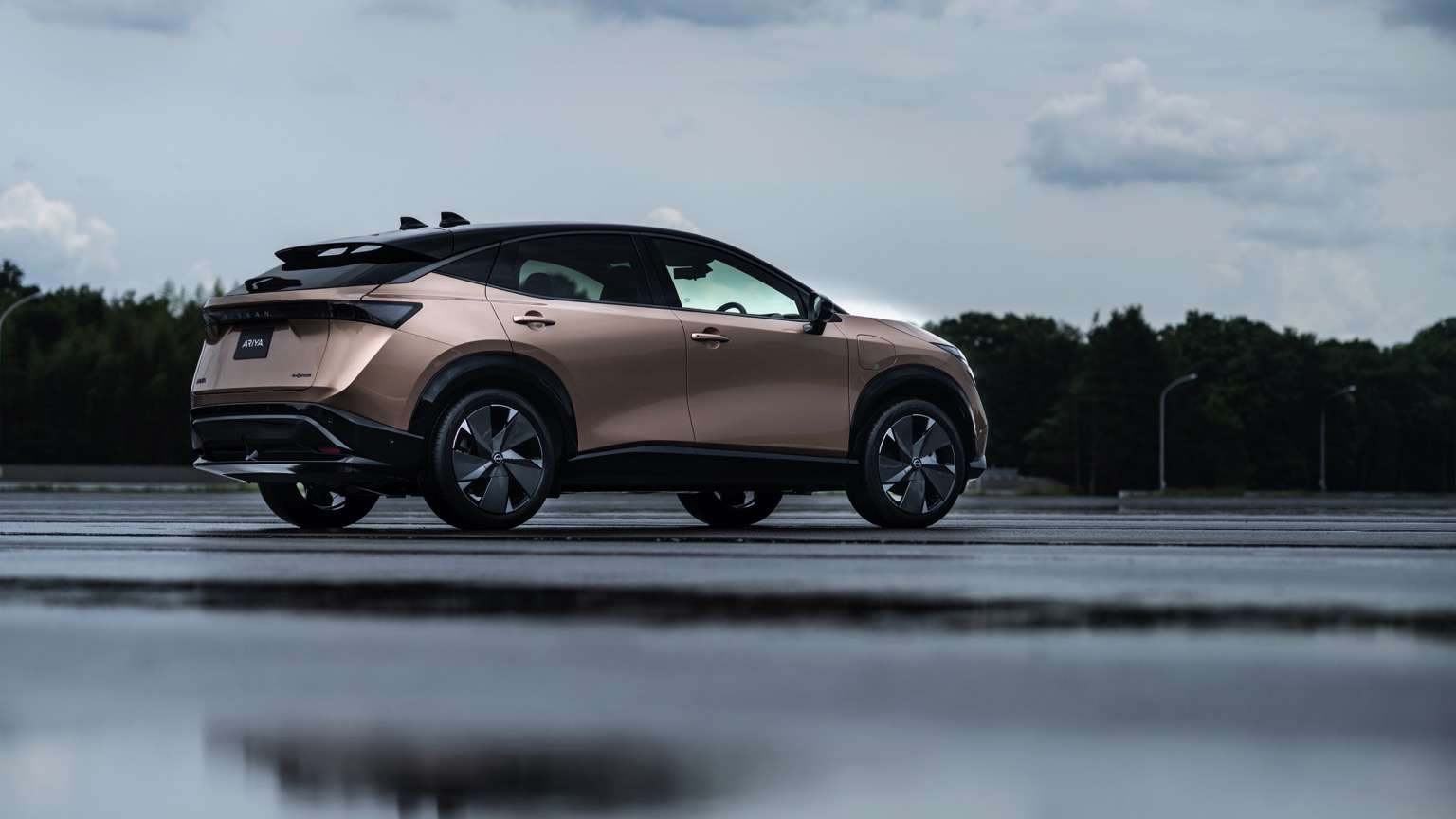 Vehicle Feature Picture