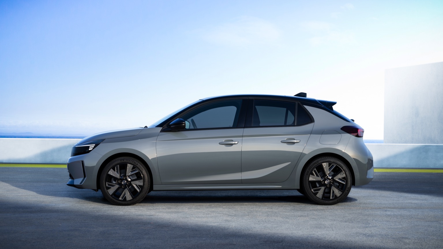 Vehicle Feature Picture